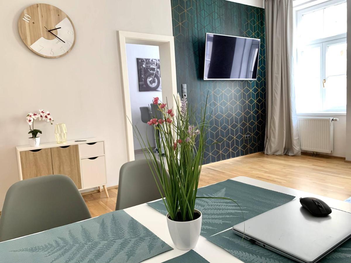 Premium Apartment Am Einsiedlerpark Wina Bagian luar foto