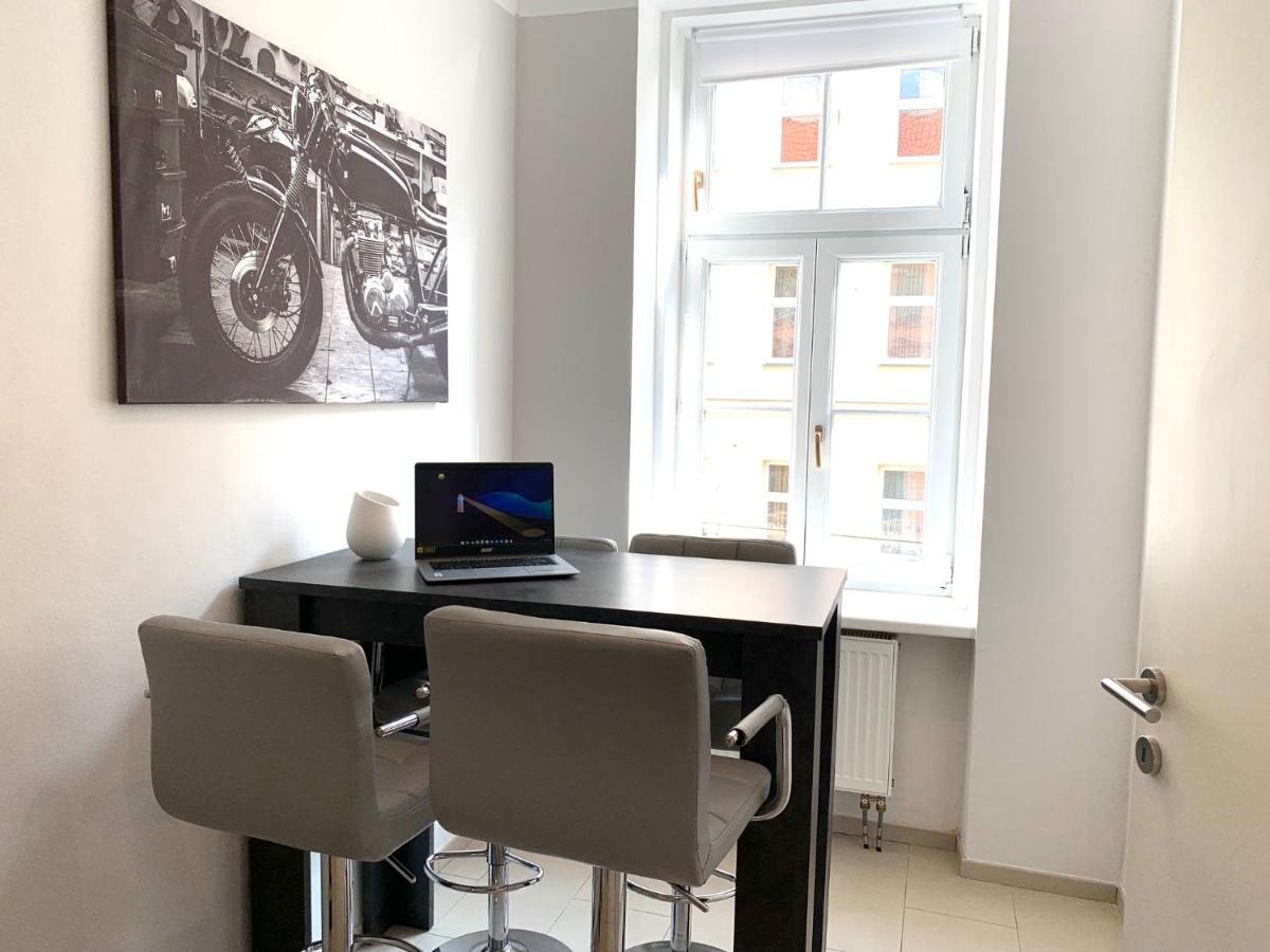 Premium Apartment Am Einsiedlerpark Wina Bagian luar foto